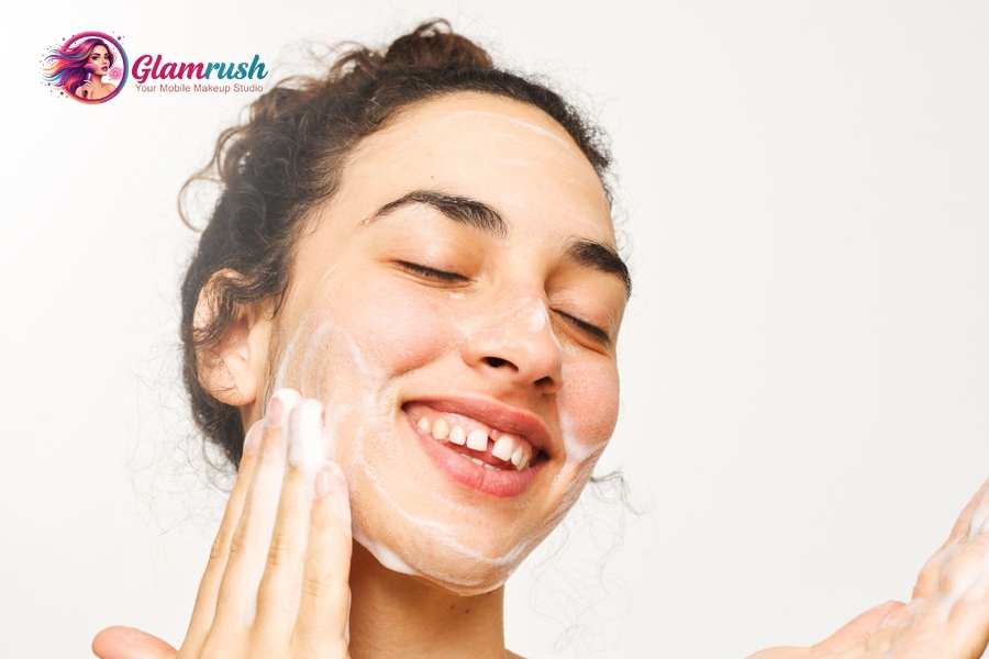 A Professional Guide For Double Cleansing After Makeup 2 Double cleansing removes makeup using oil and water.