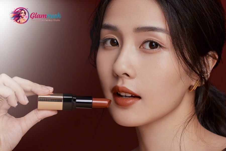 Top NY Fashion Week Makeup Trends For A Runway Look 3 Luxe Brown and Gray Lips